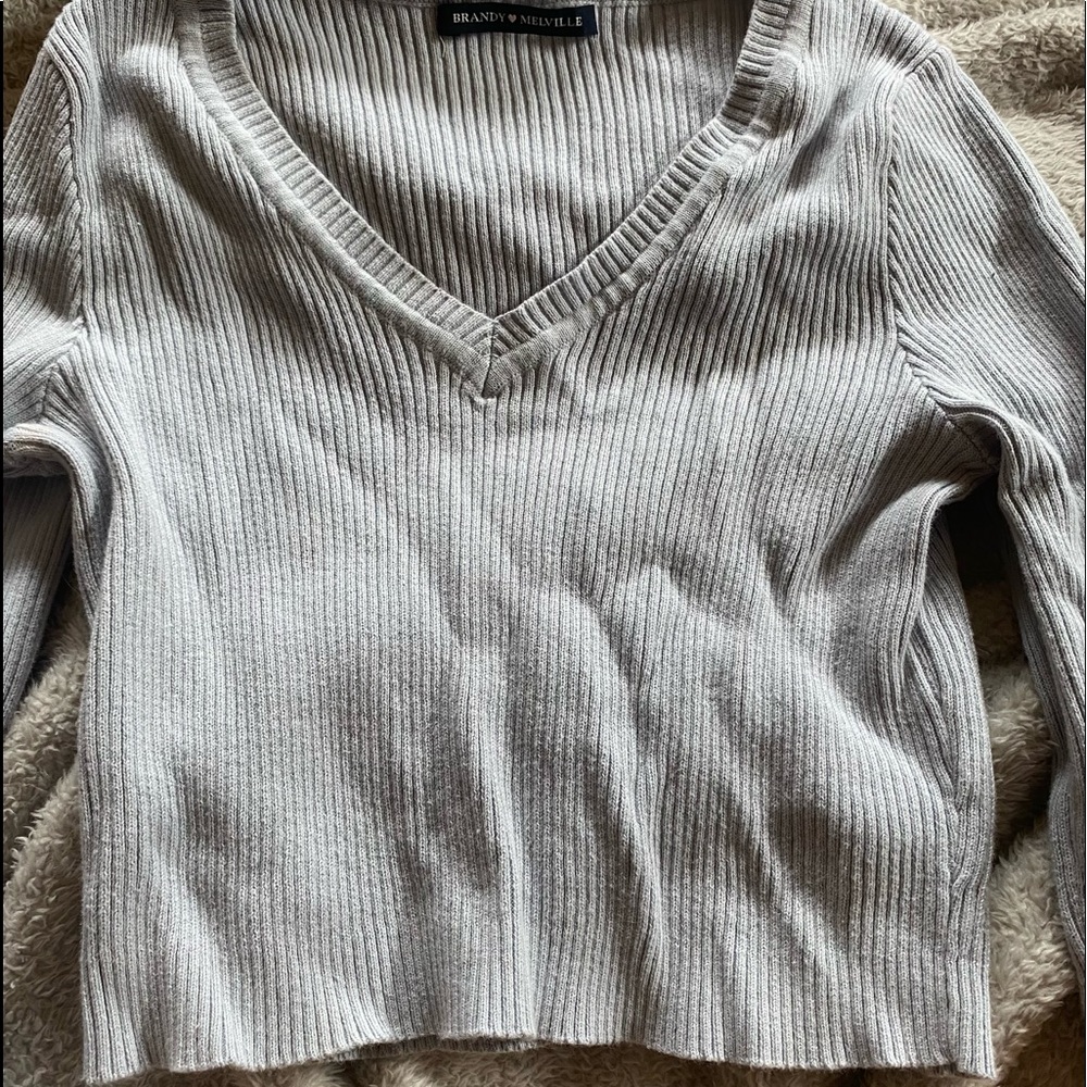 brandy melville sweater